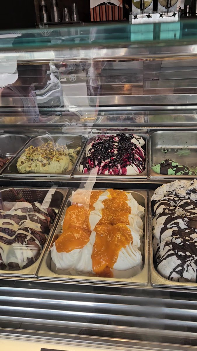 Albi Cafe Restaurant - Photo 1