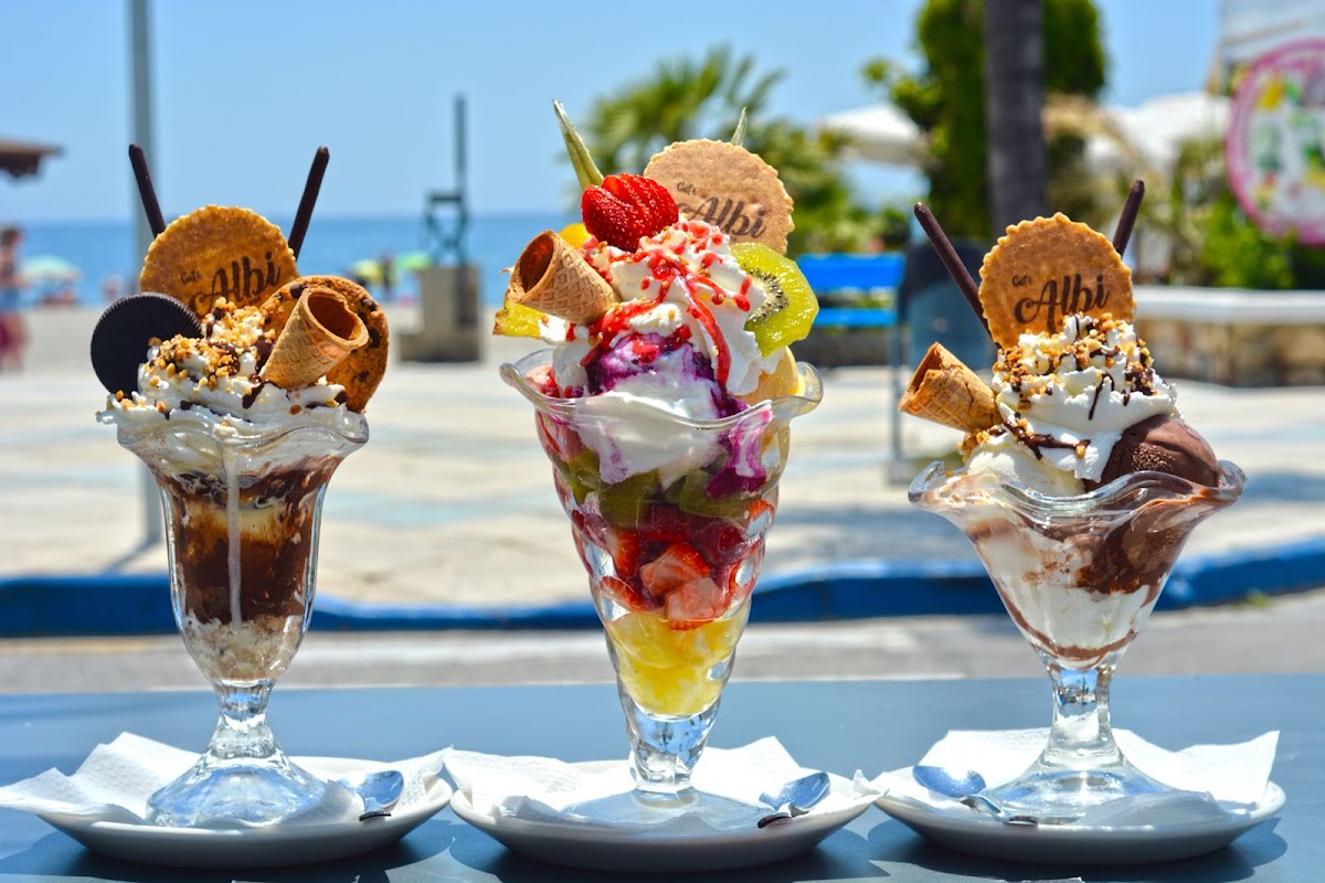 Albi Cafe Restaurant - Photo 2