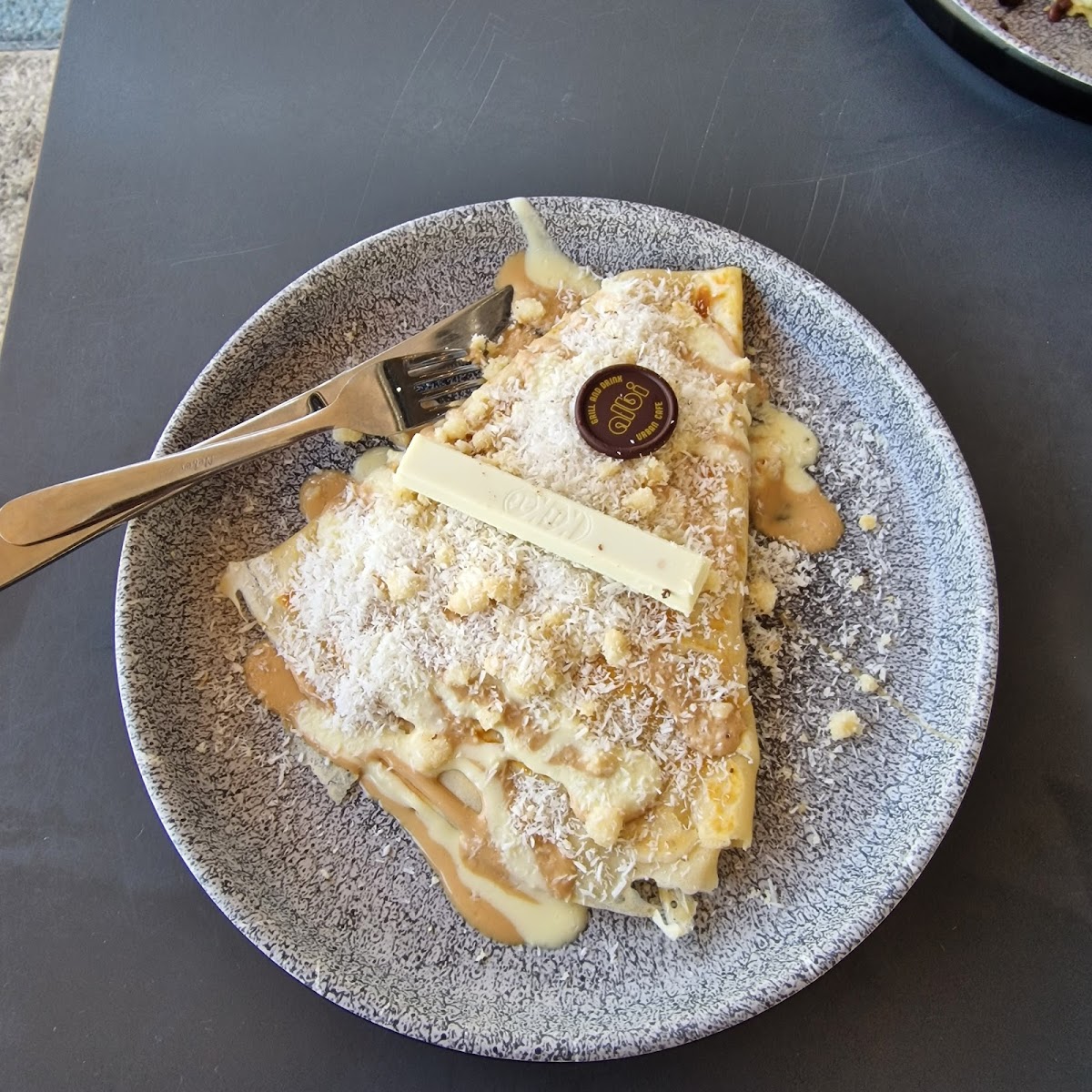 Albi Cafe Restaurant - Photo 3