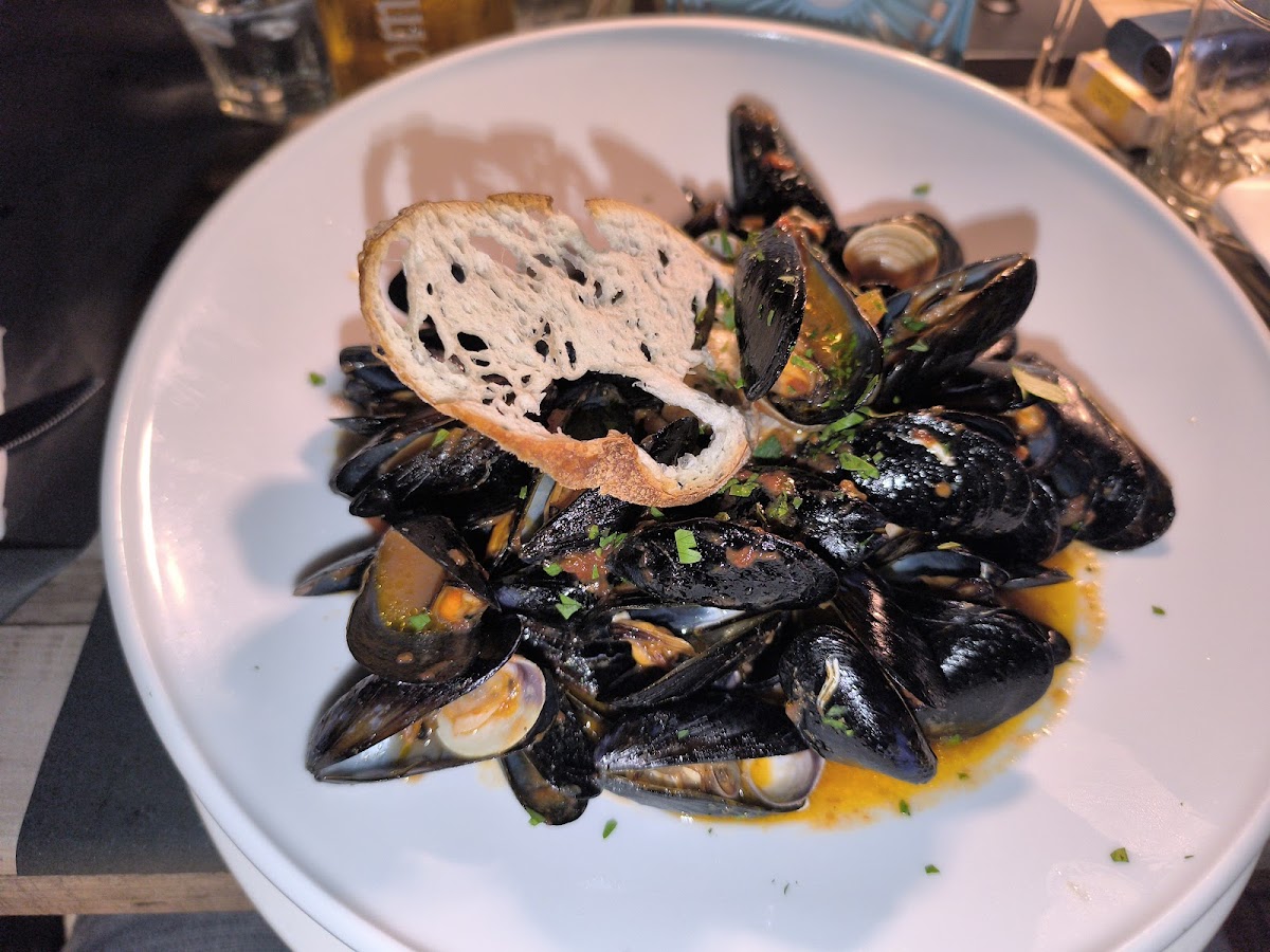 Ristorante pizzeria weinstube - Photo 1