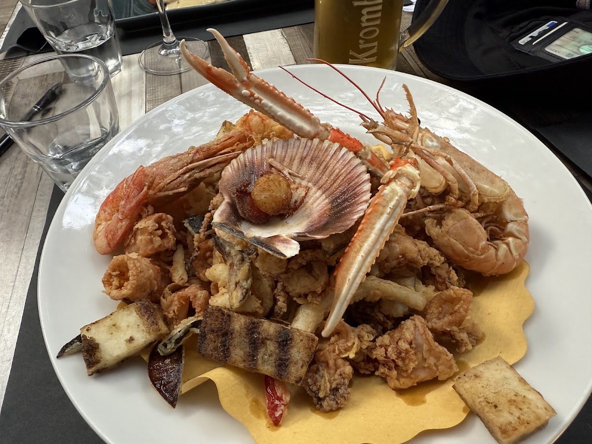 Ristorante pizzeria weinstube - Photo 2