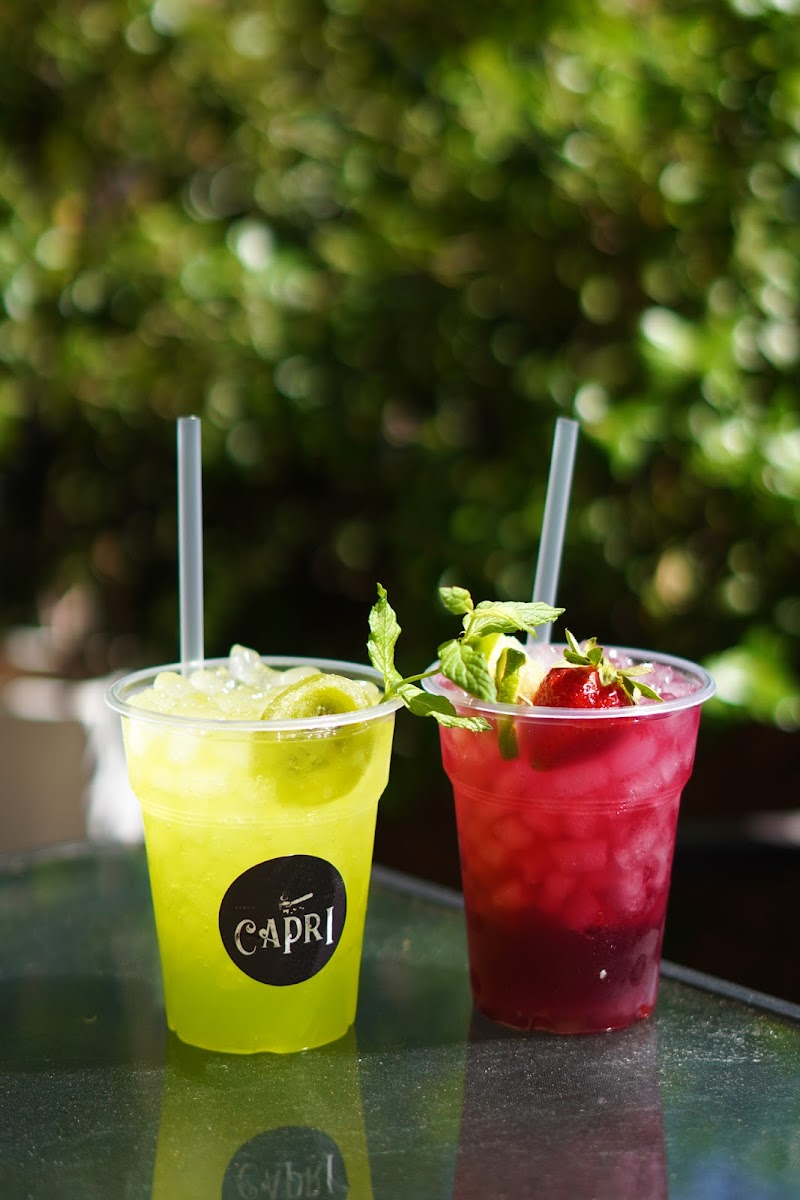 Capri All Day Café Bar - Photo 4