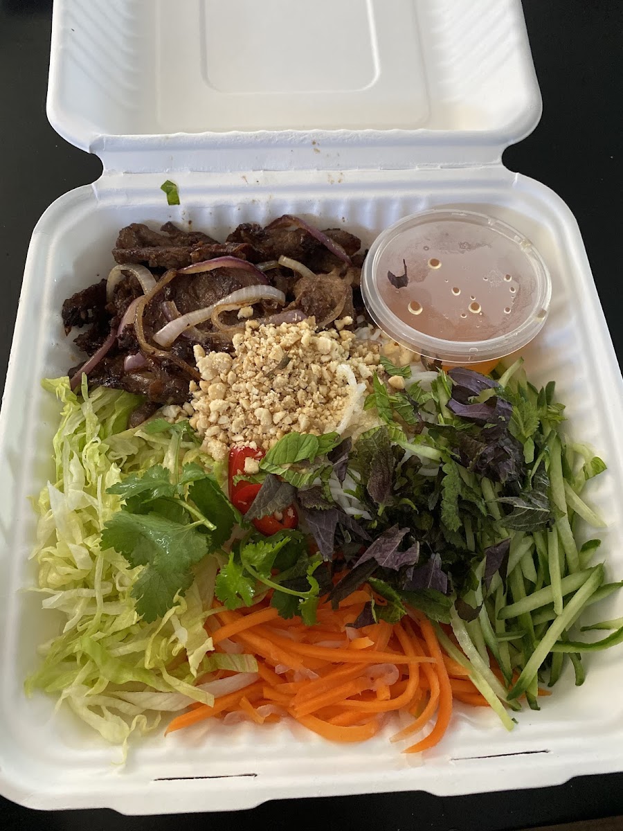 Vietnamese Street Food - Photo 6