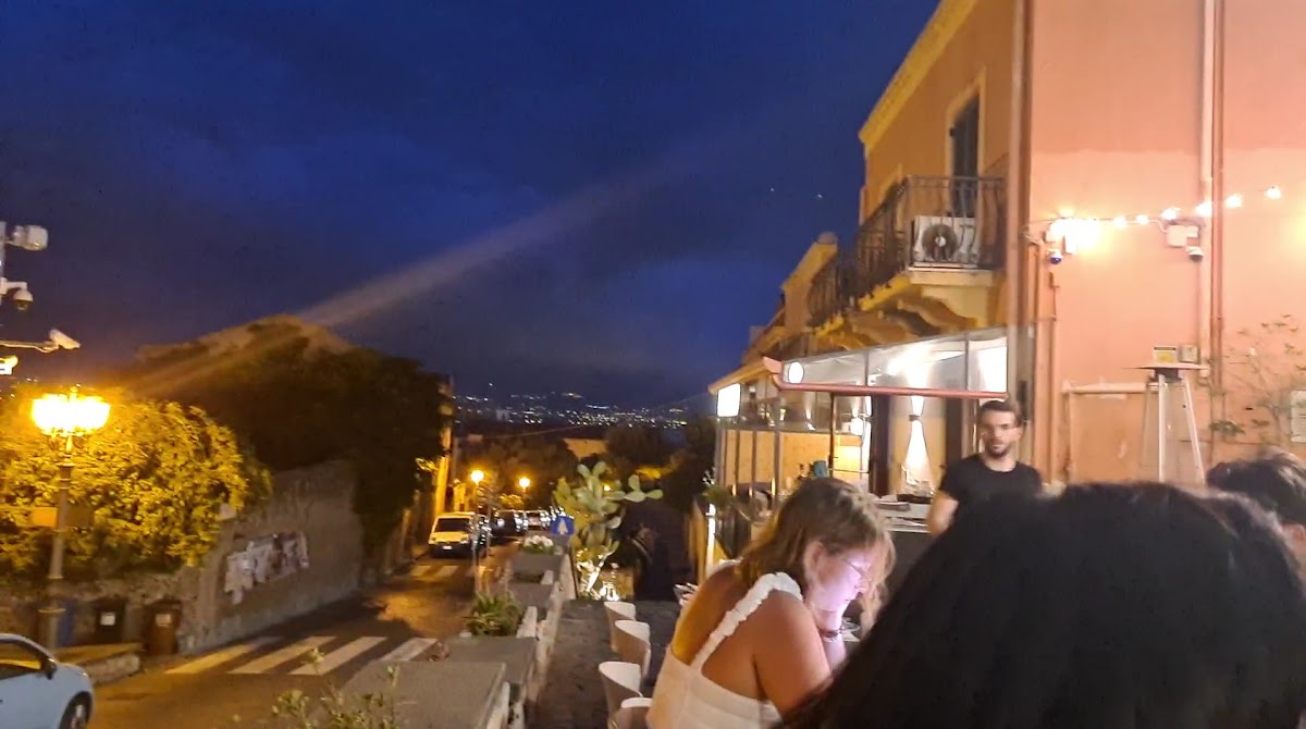 Al Borghetto - Sicilian Pub - Photo 1