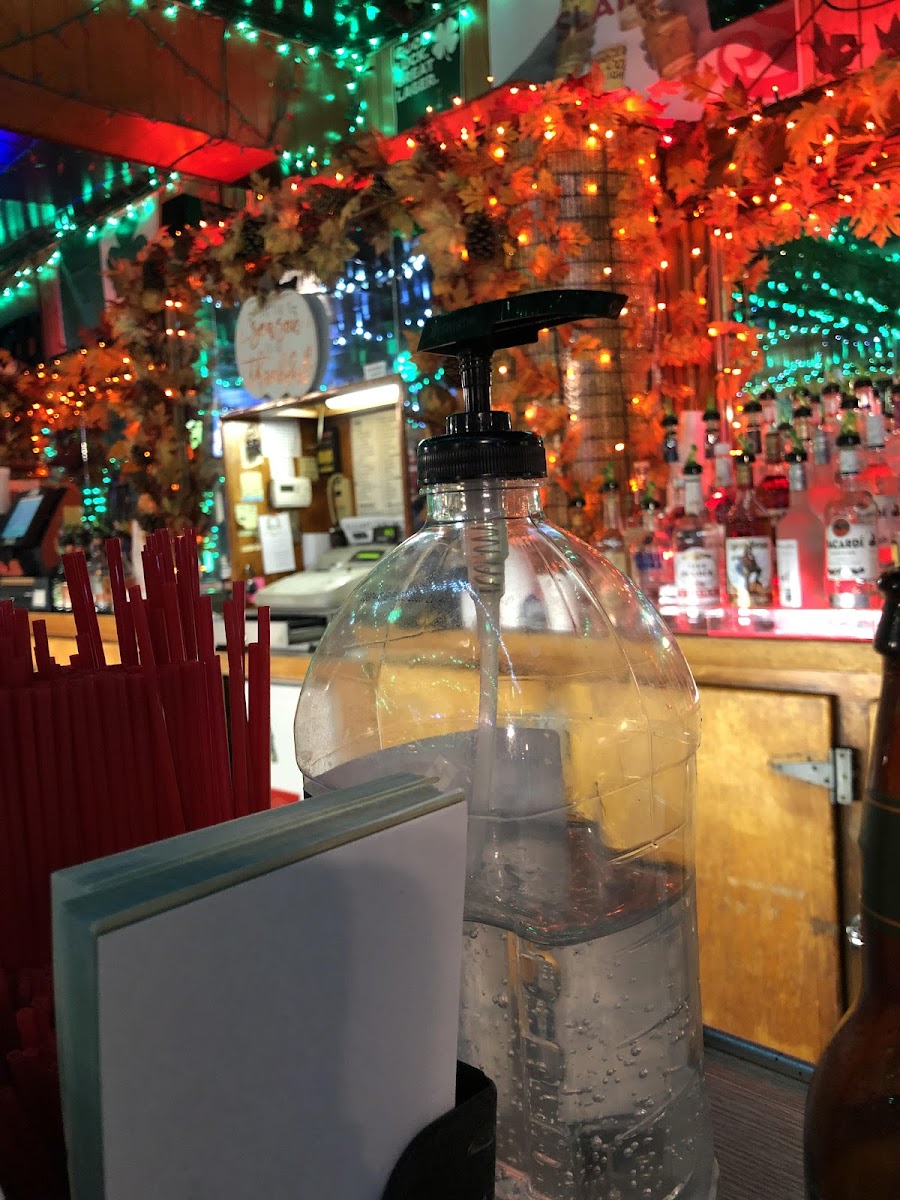 Farmers Home Tavern - Photo 9