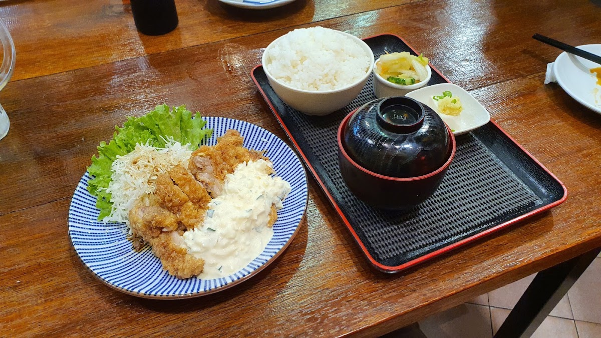 Kemuri Japanese Izakaya Restaurant - Photo 8