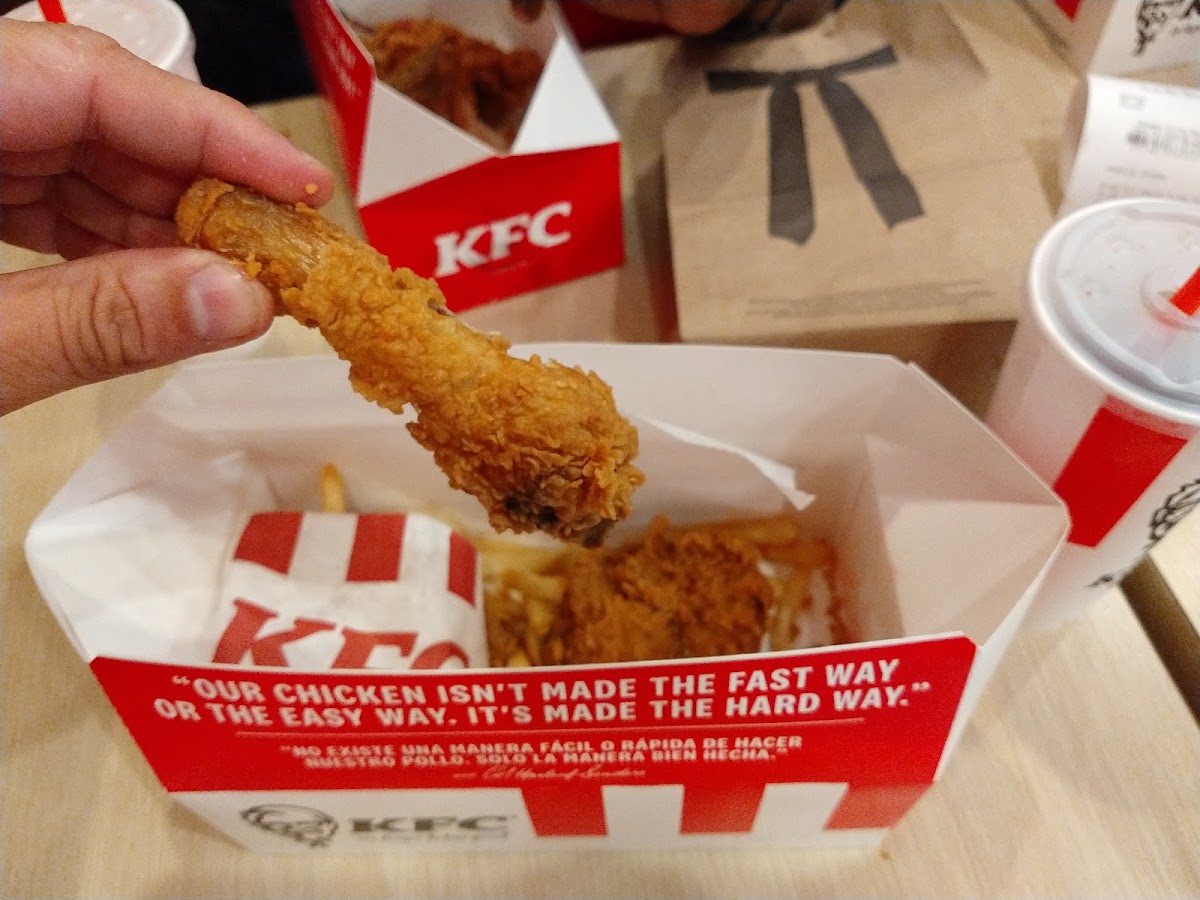 KFC Saunders Beach - Photo 9