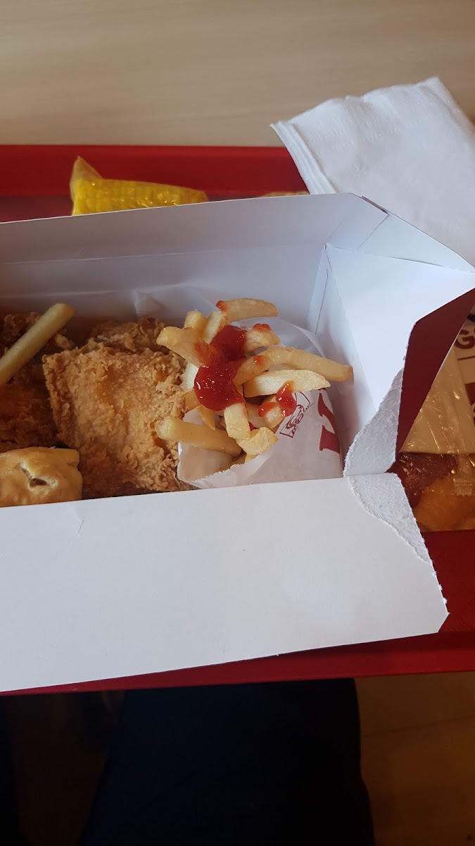 KFC Saunders Beach - Photo 5