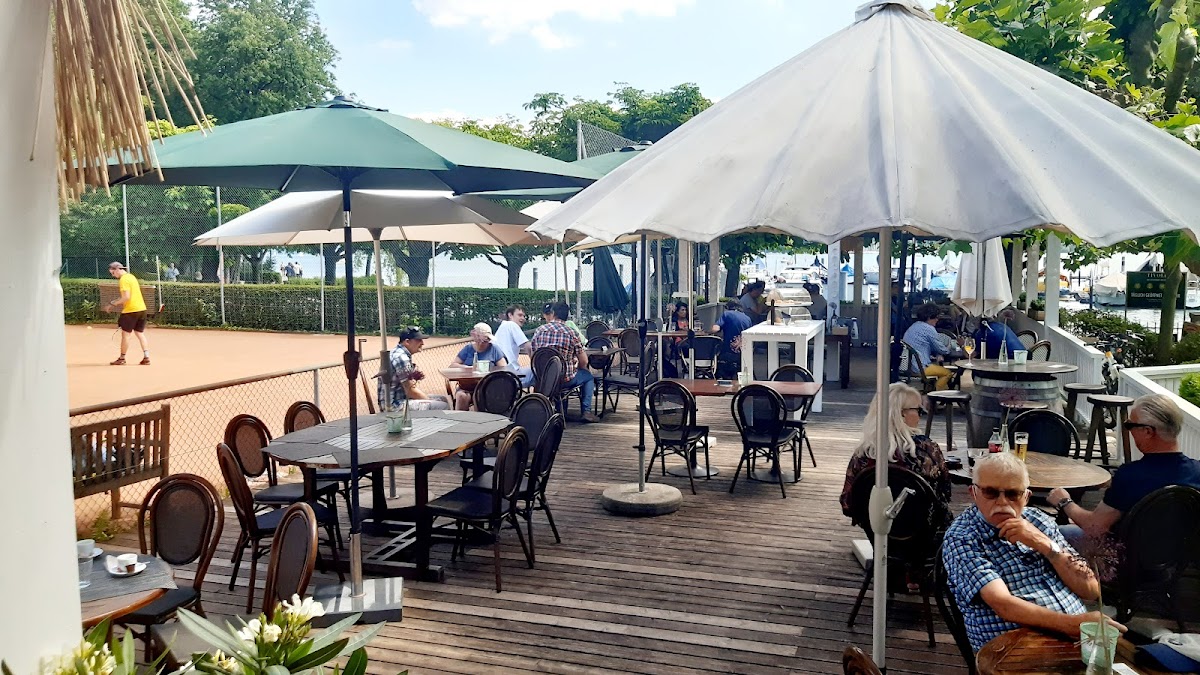 Tivoli Restaurant & Lounge am See