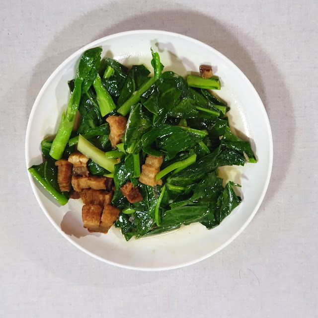 Fried Kaled with Crispy Pork Fried Kaled with Salted Fish