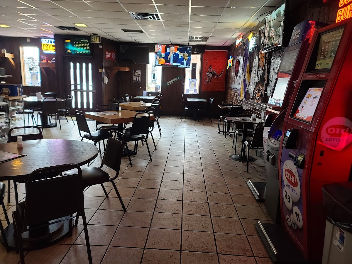 Sourmugs Tavern