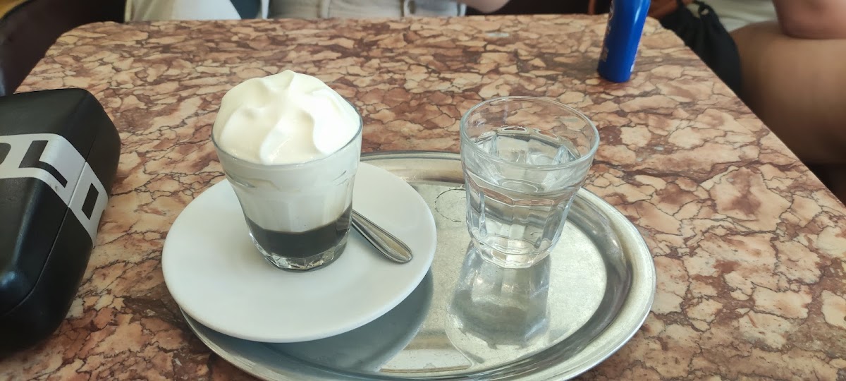 Café Kafka - Photo 4