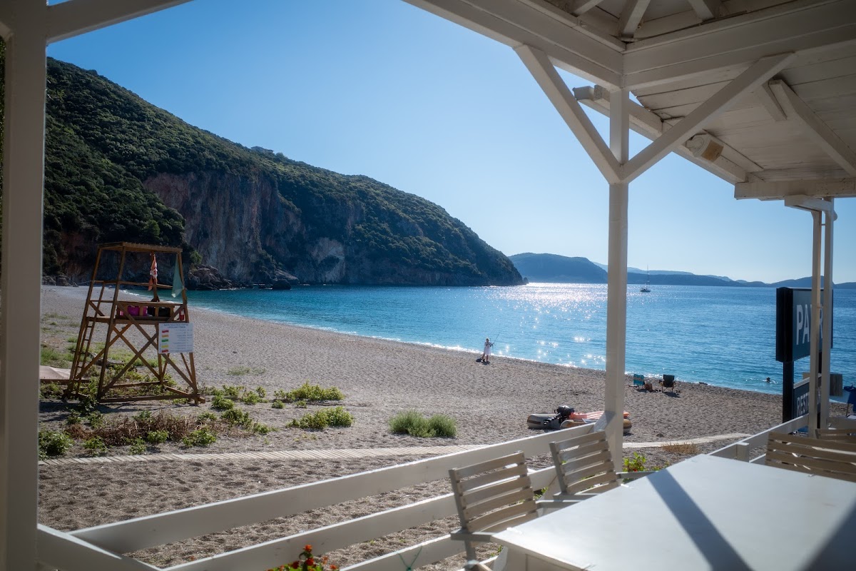 Paliria Seaside Restaurant - Photo 3