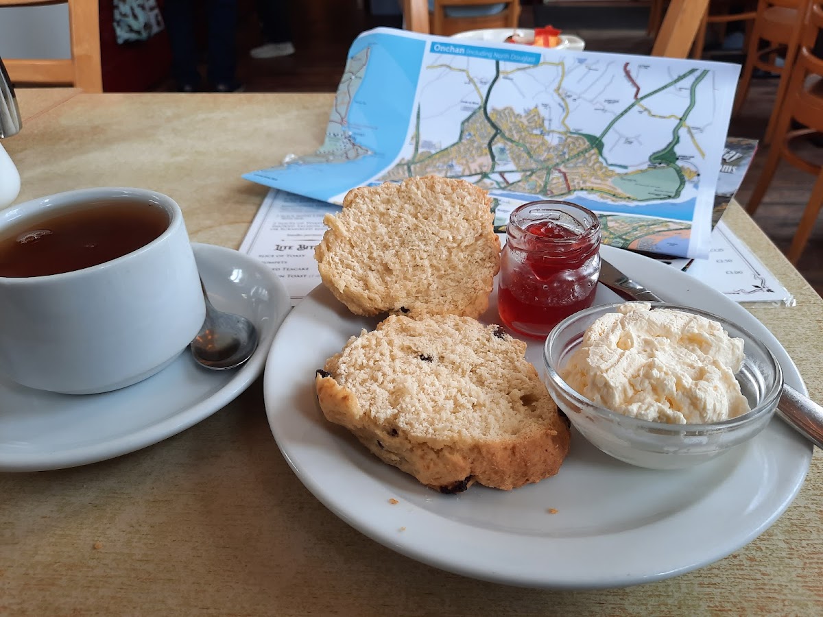 Whistlestop Coffee Shop - Photo 7