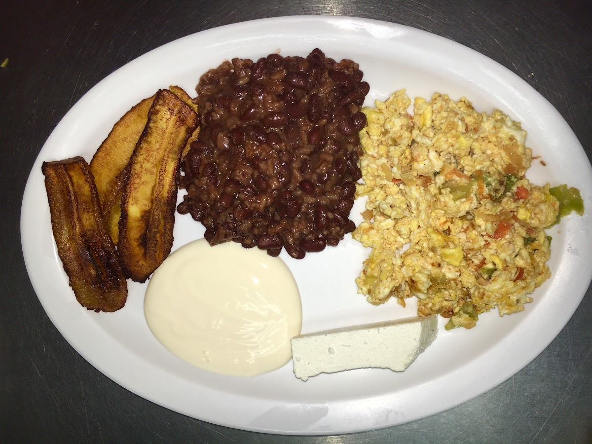 El Manguito Restaurant - Photo 1