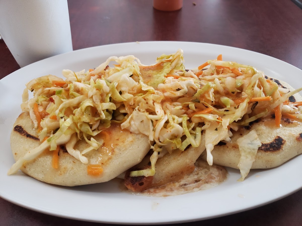 El Manguito Restaurant - Photo 5