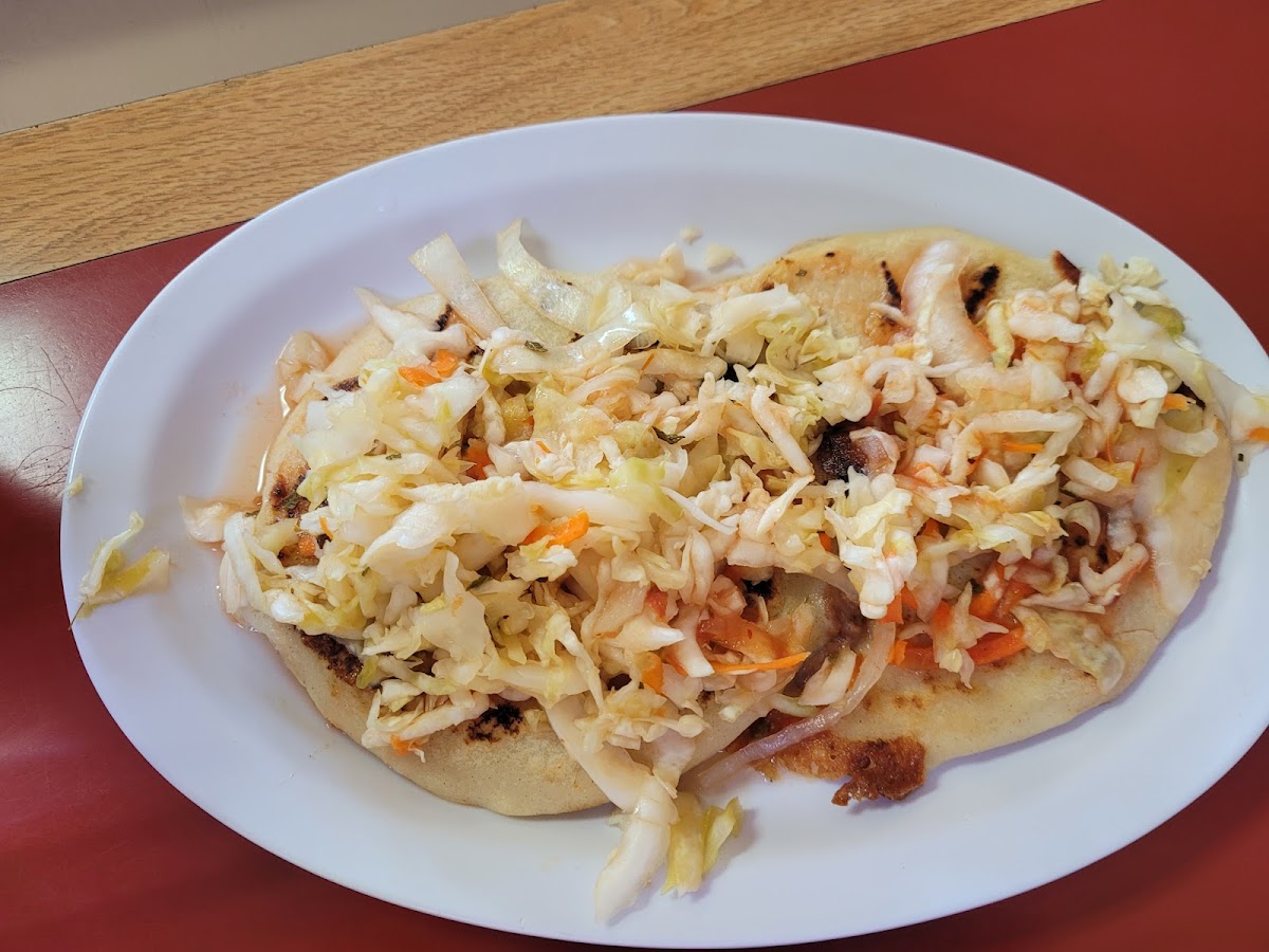El Manguito Restaurant - Photo 8