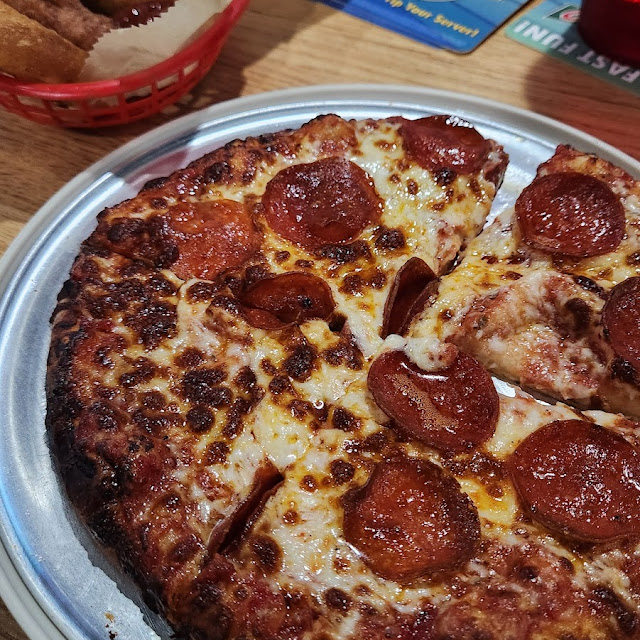 Thin Crust Pizza