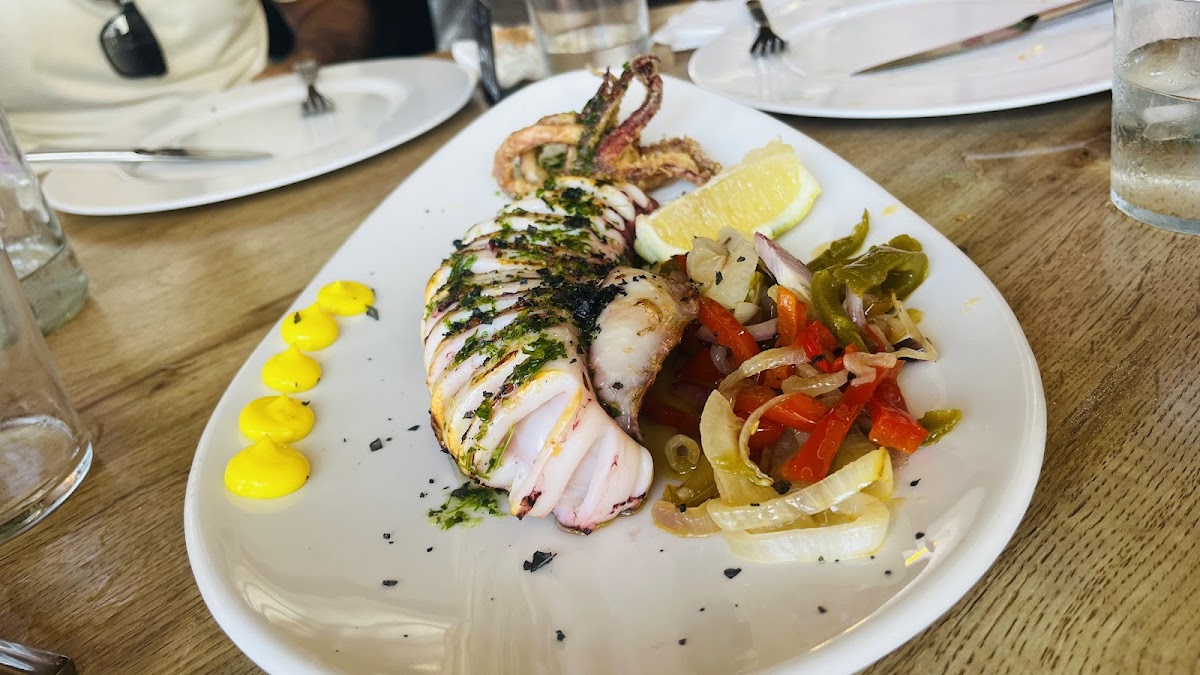 Briza cocina mediterránea - Photo 9