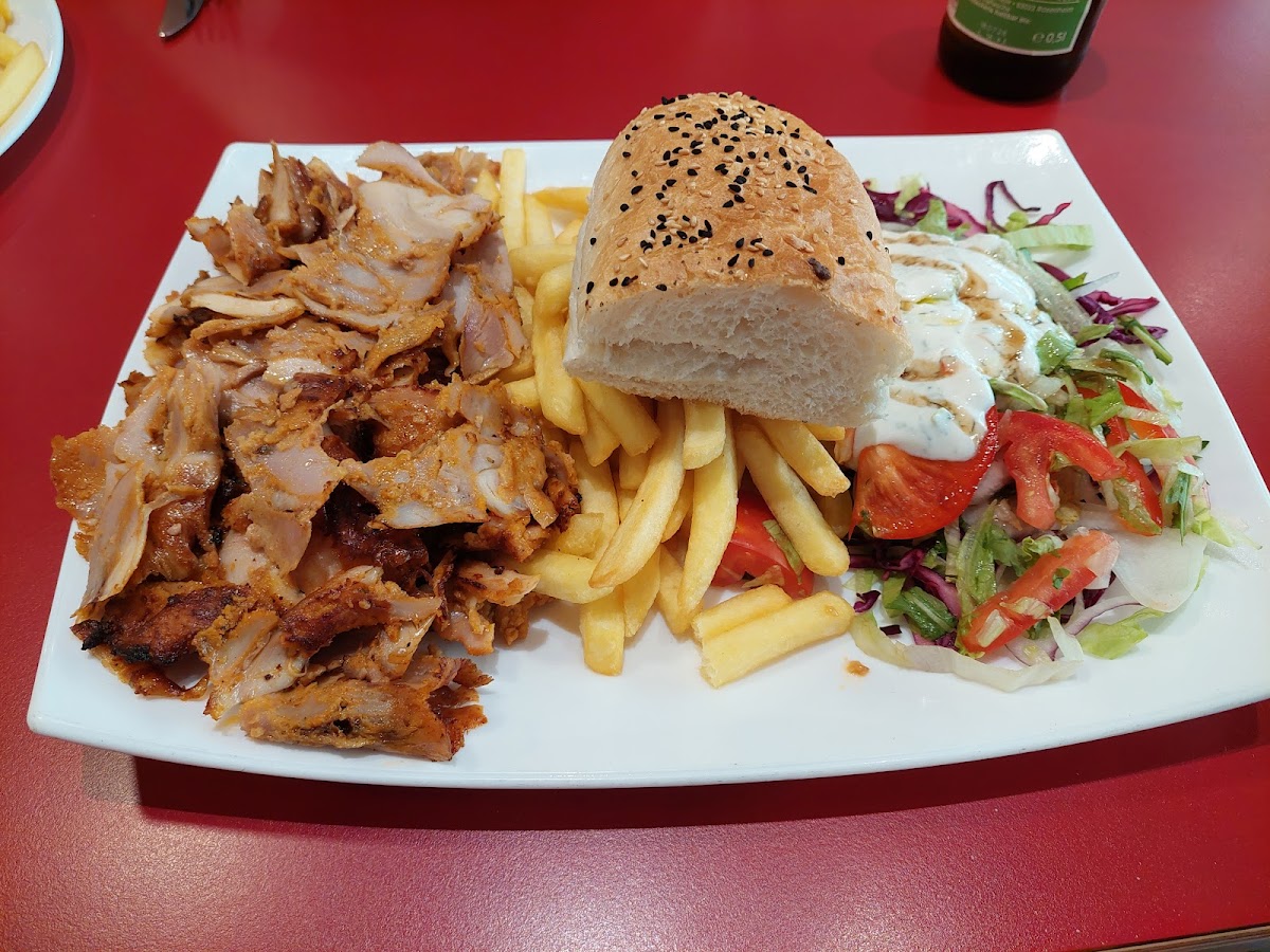 EssPoint Steak Doner Pide & Grill - Photo 3