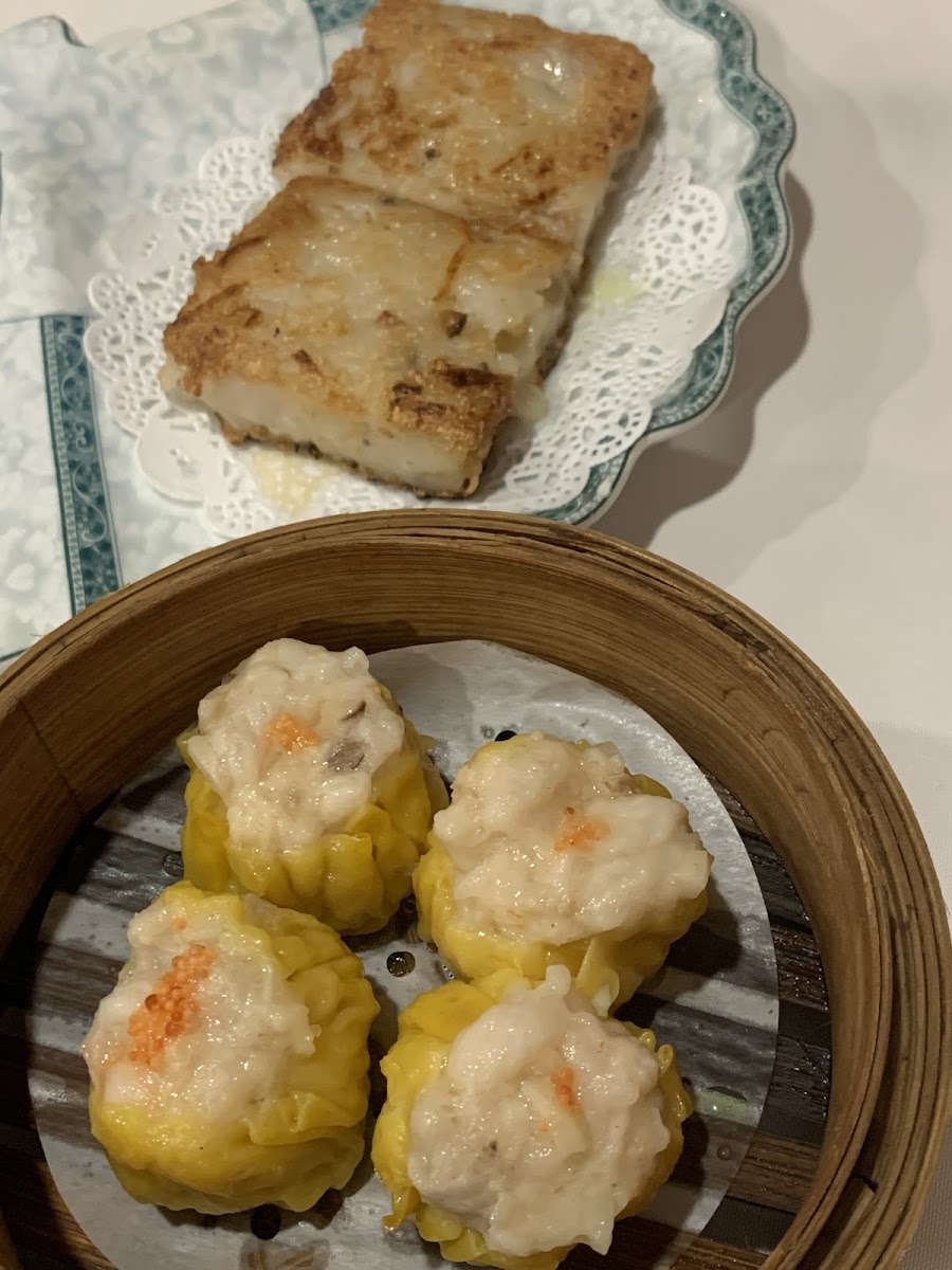 Liu Li Palace Seafood Restaurant - Photo 4