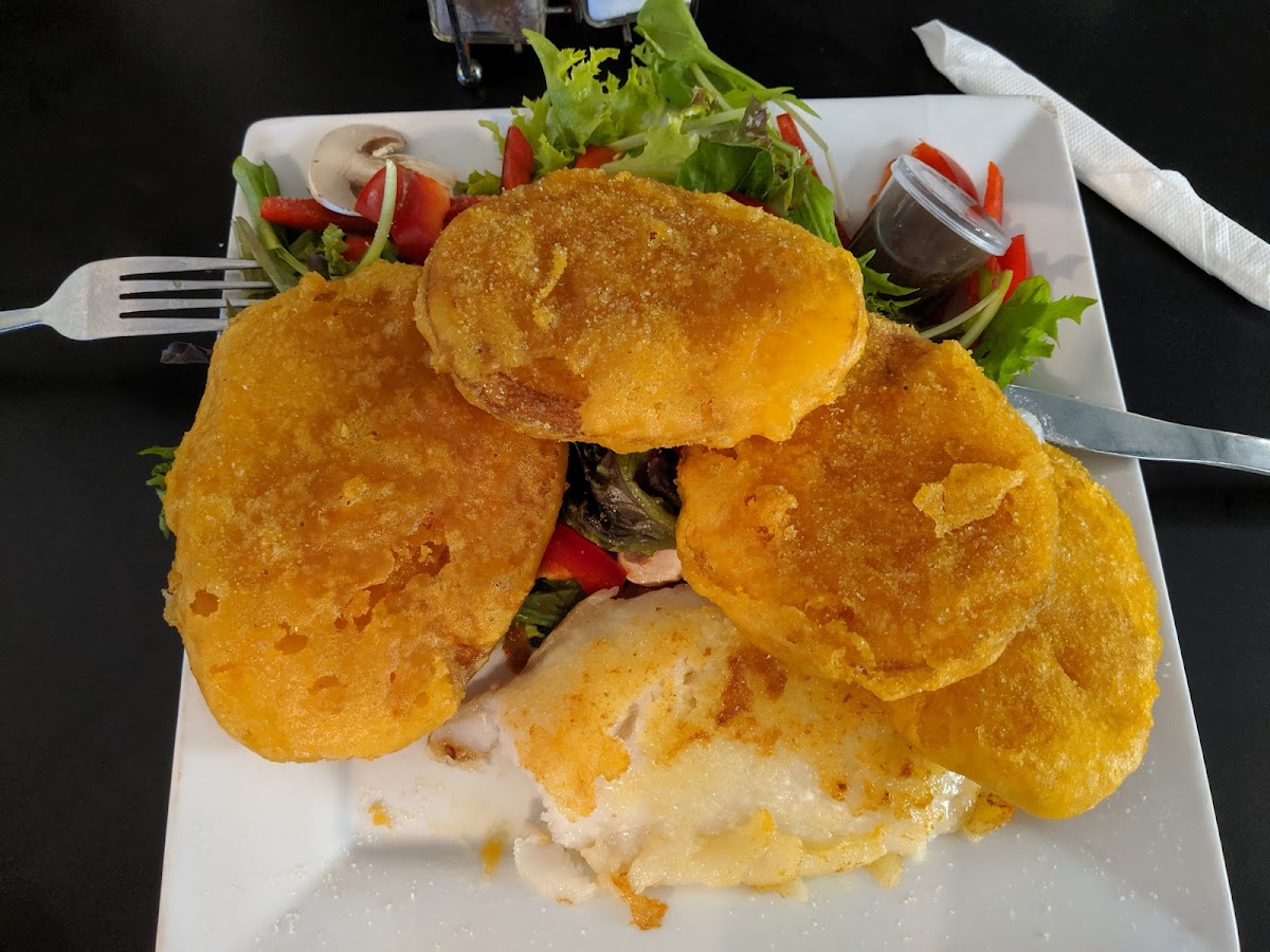 Captain Cooks Fish & Chips - Photo 6