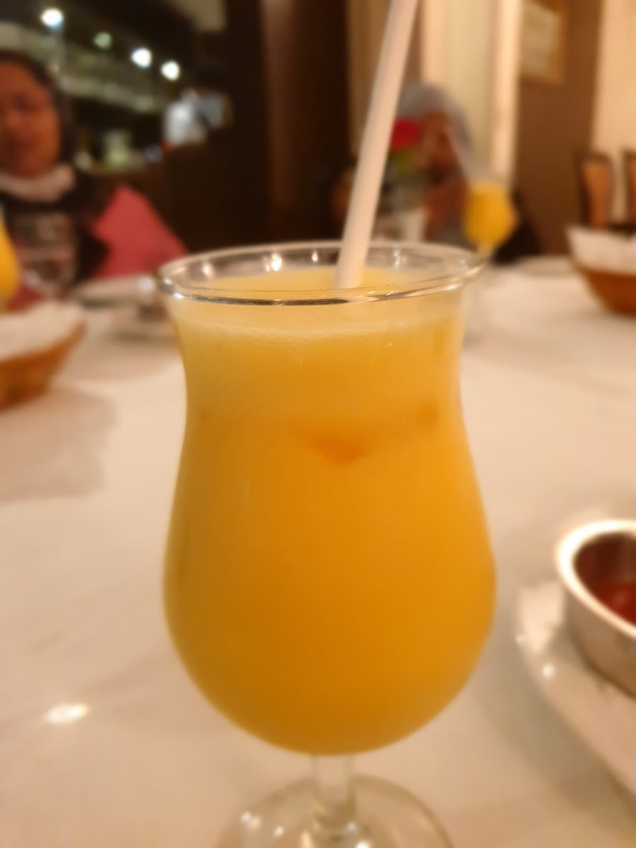 Bombay Palace Restaurant - Photo 4