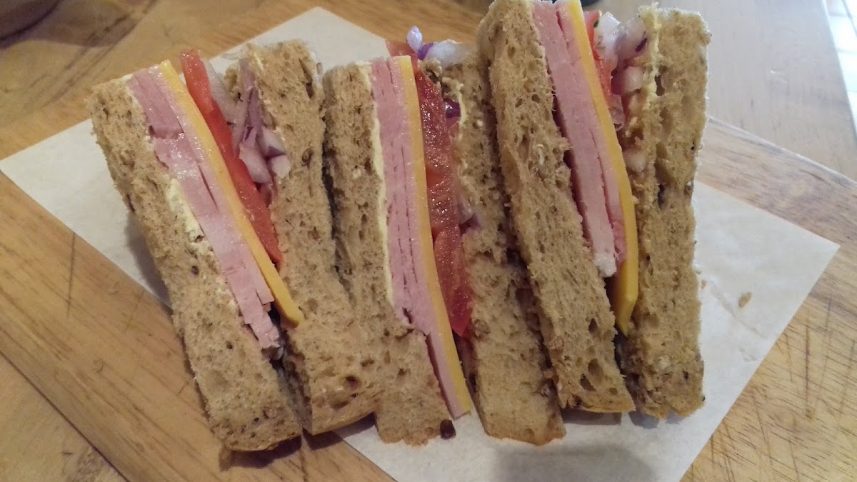 McHugh's Cafe - Photo 5