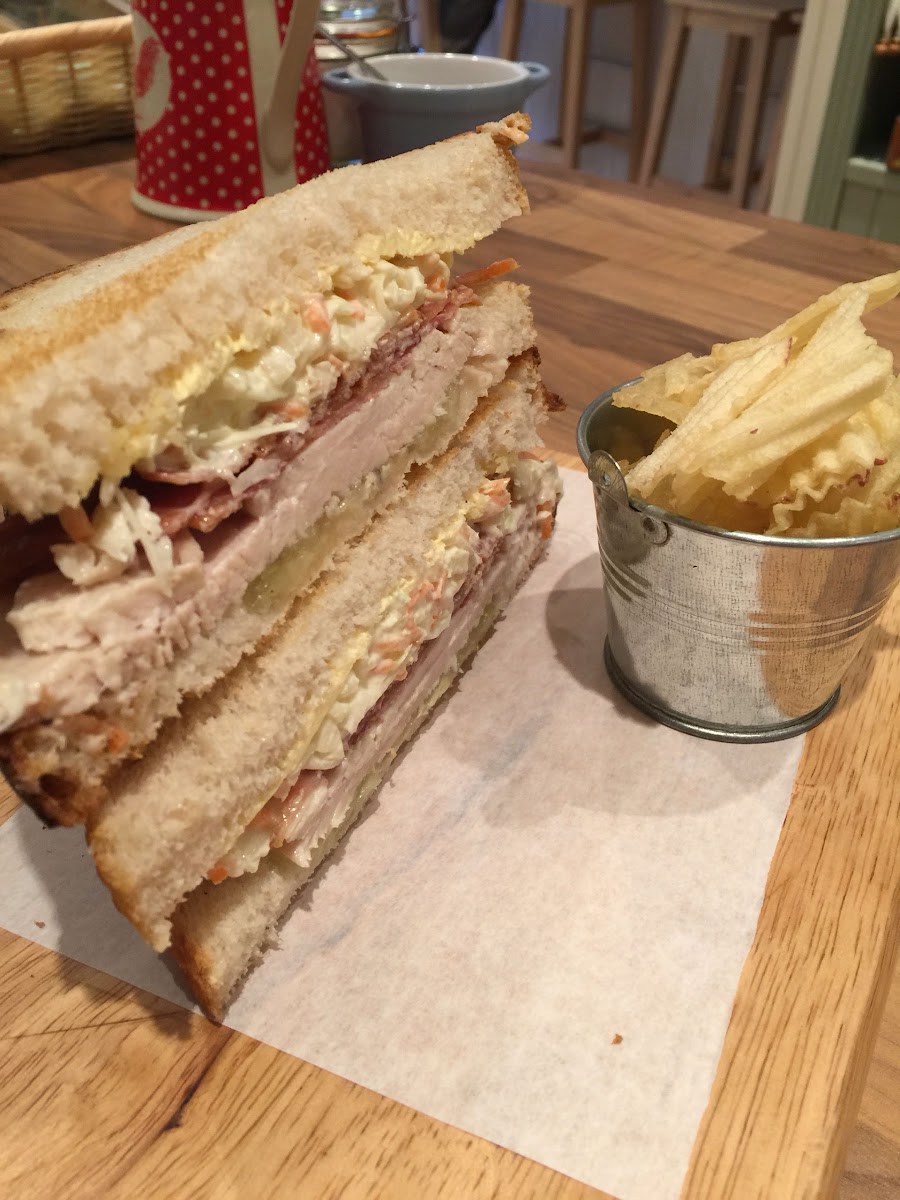 McHugh's Cafe - Photo 7