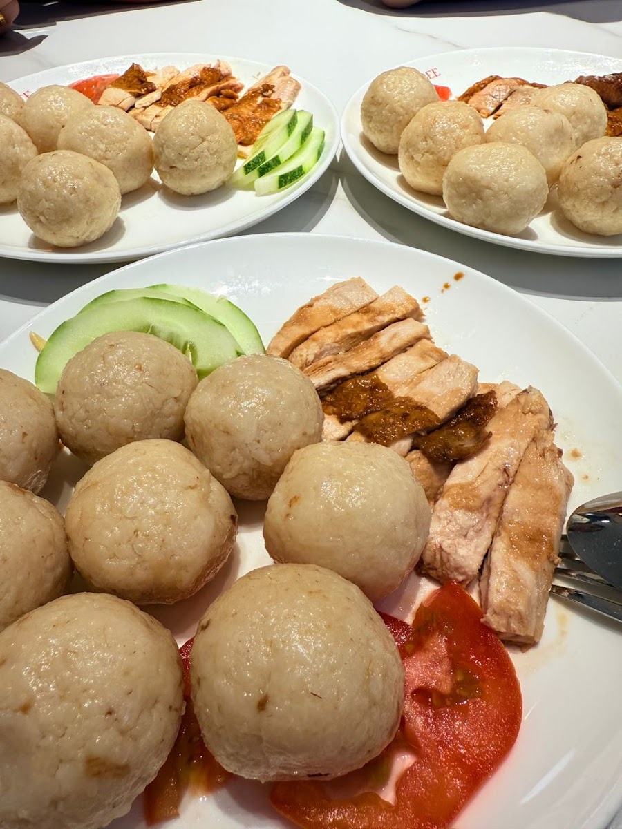 Suukee Restaurant - Photo 3