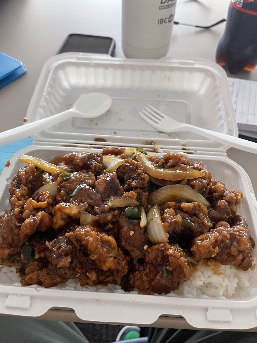 Spicy Dragon Restaurant - Photo 1