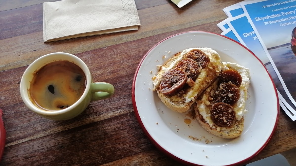 The Goods Coffee Shop - Photo 6