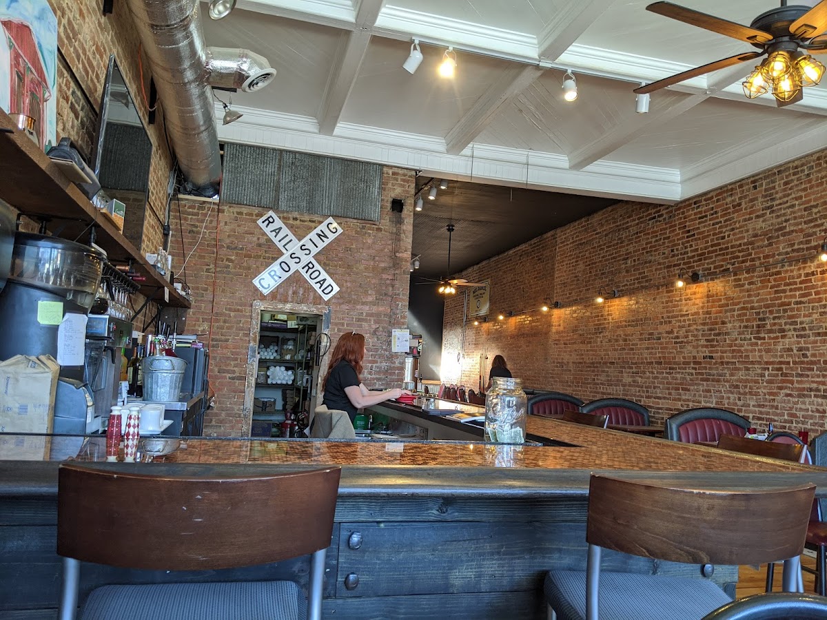 Trackside Pub & Deli