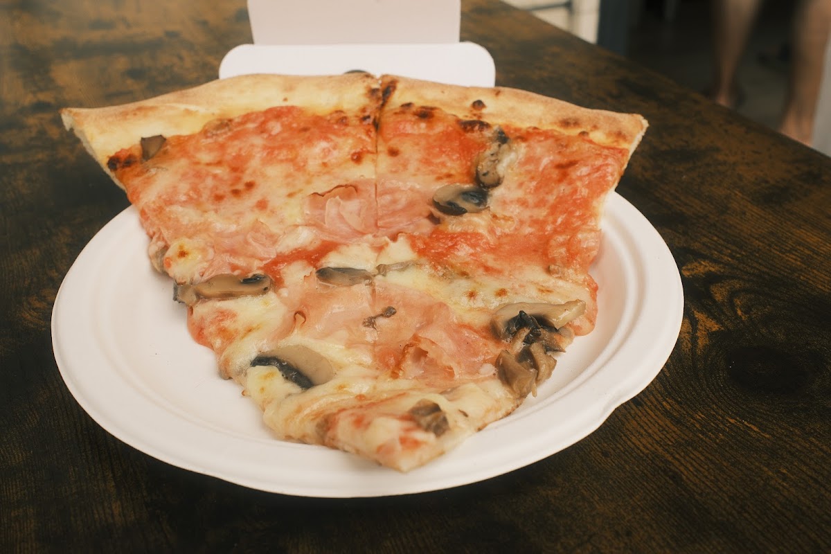 Punto Pizza e Pollo - Photo 9