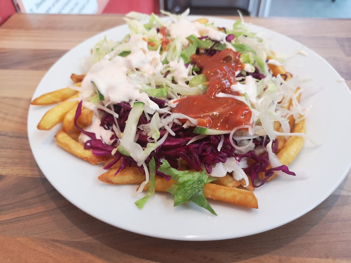 Teterower Grill Haus - Photo 3