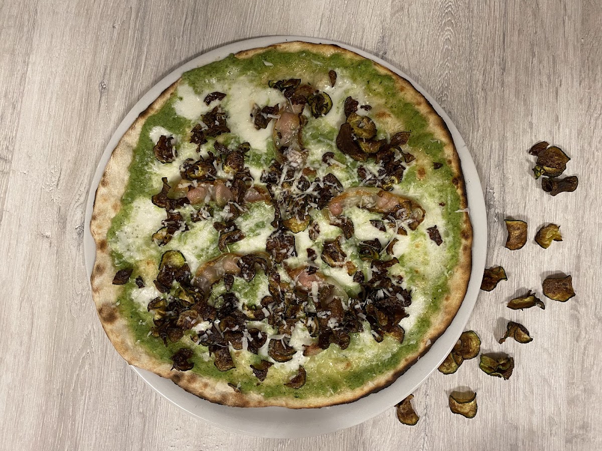 Pizzeria La Bomba by We Up - Photo 9