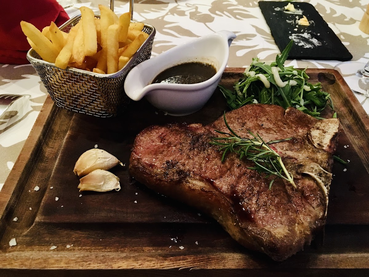 Abacus Restaurant - Photo 4