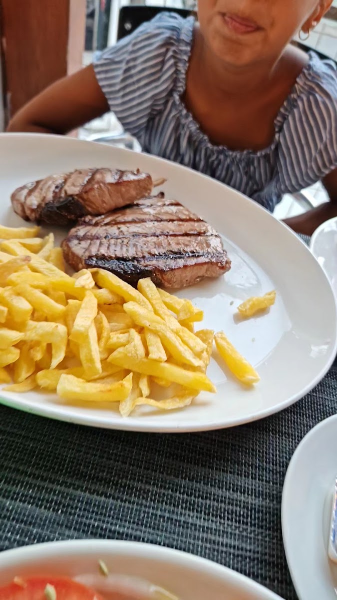 Restaurante Novo Oceano - Photo 1