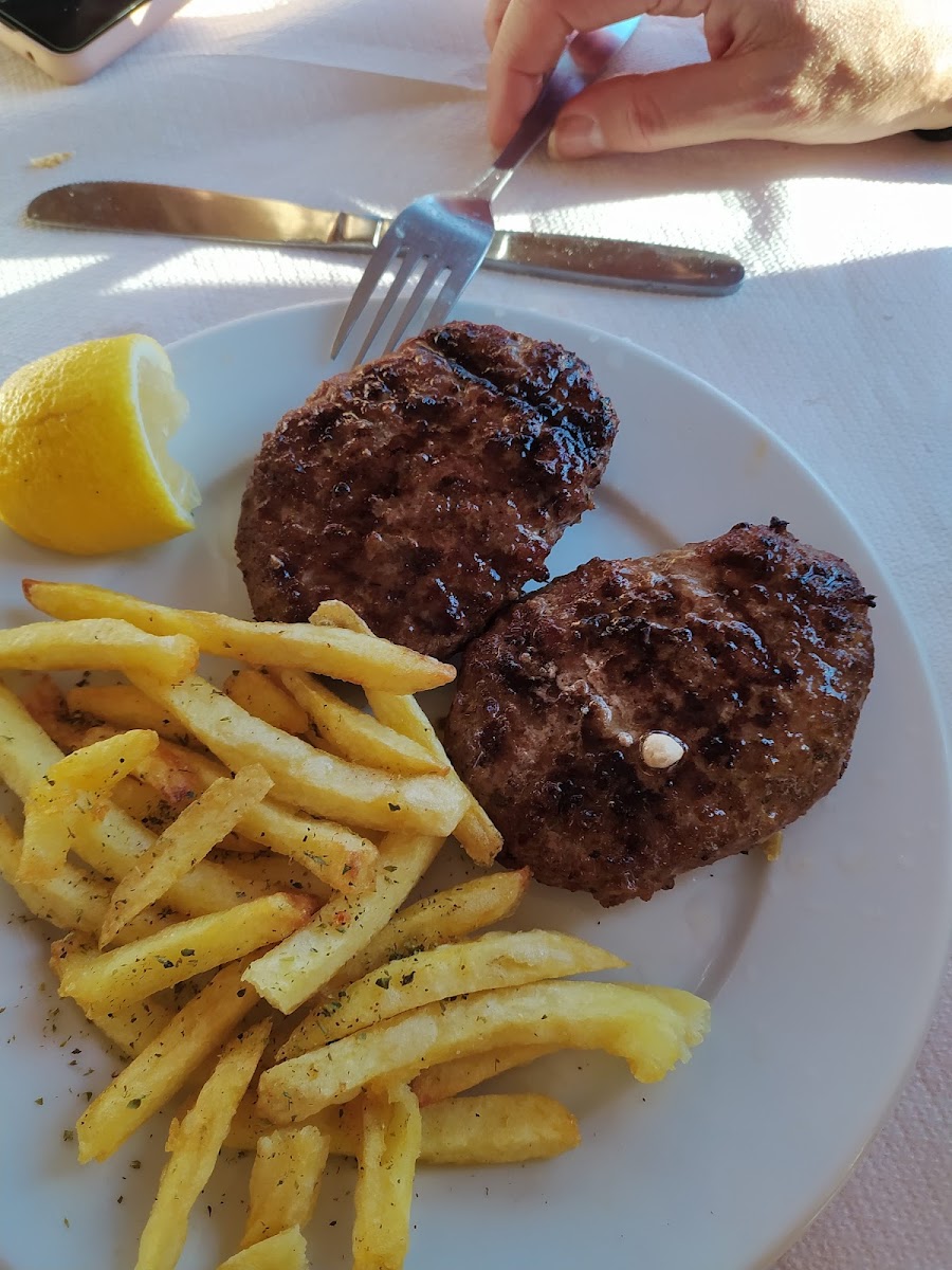 Taverna Archontiko - Photo 8