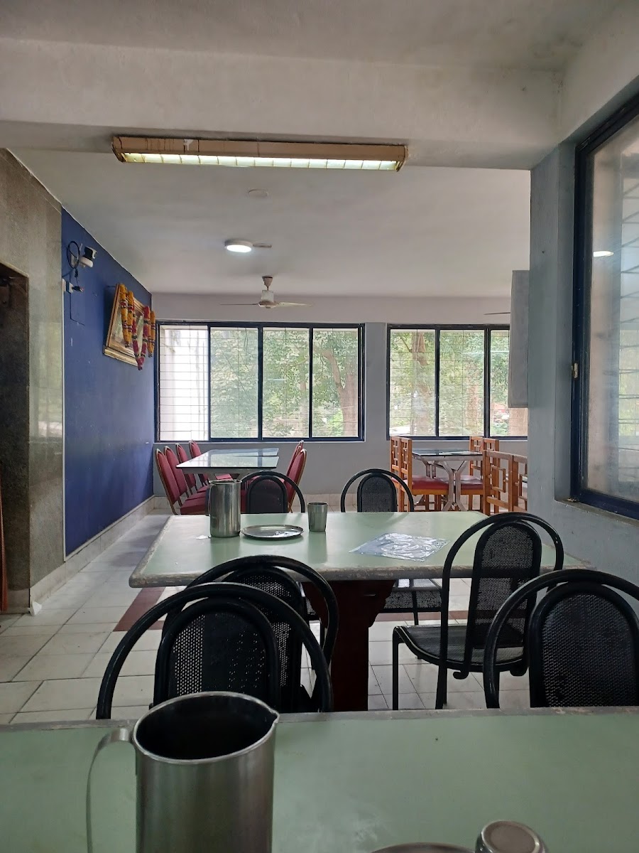 Malar Pure Veg Restaurant - Photo 2