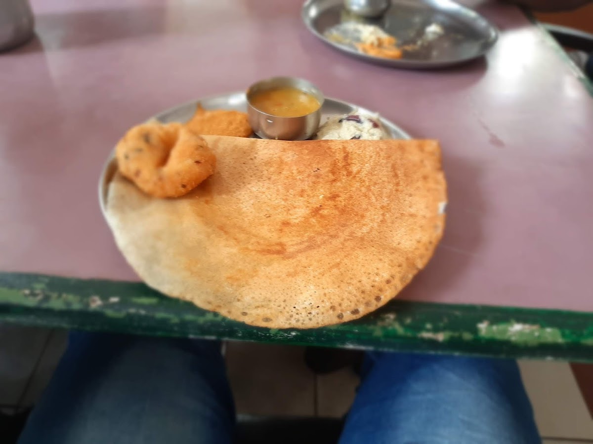 Malar Pure Veg Restaurant - Photo 5