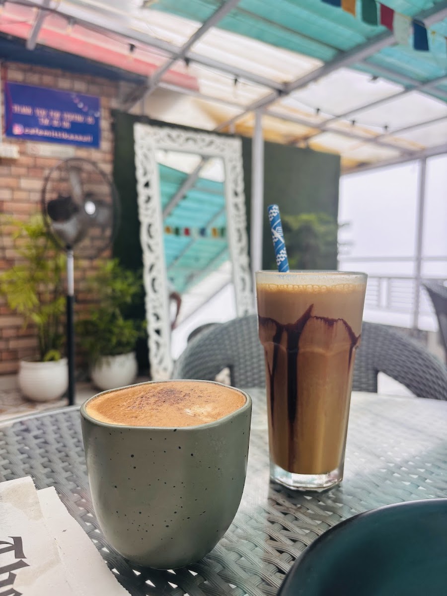 Cafe mitti kasauli - Photo 3