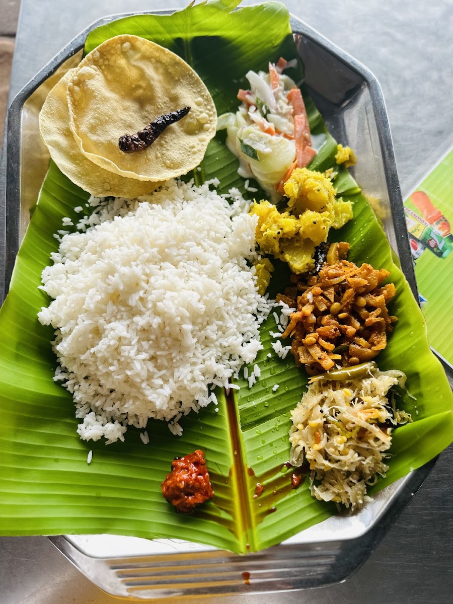 Chetty Nadu Restaurant Batu Caves Sdn. Bhd. - Photo 3