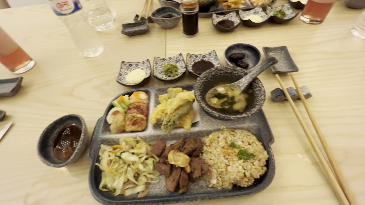 Izakaya Uttara - Photo 1