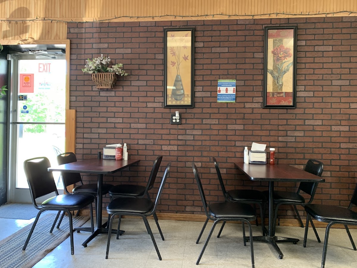 Blue Ridge Deli & Cafe - Photo 8