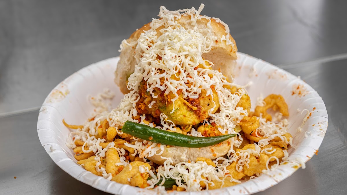 Mumbai Vada Pav - Photo 2