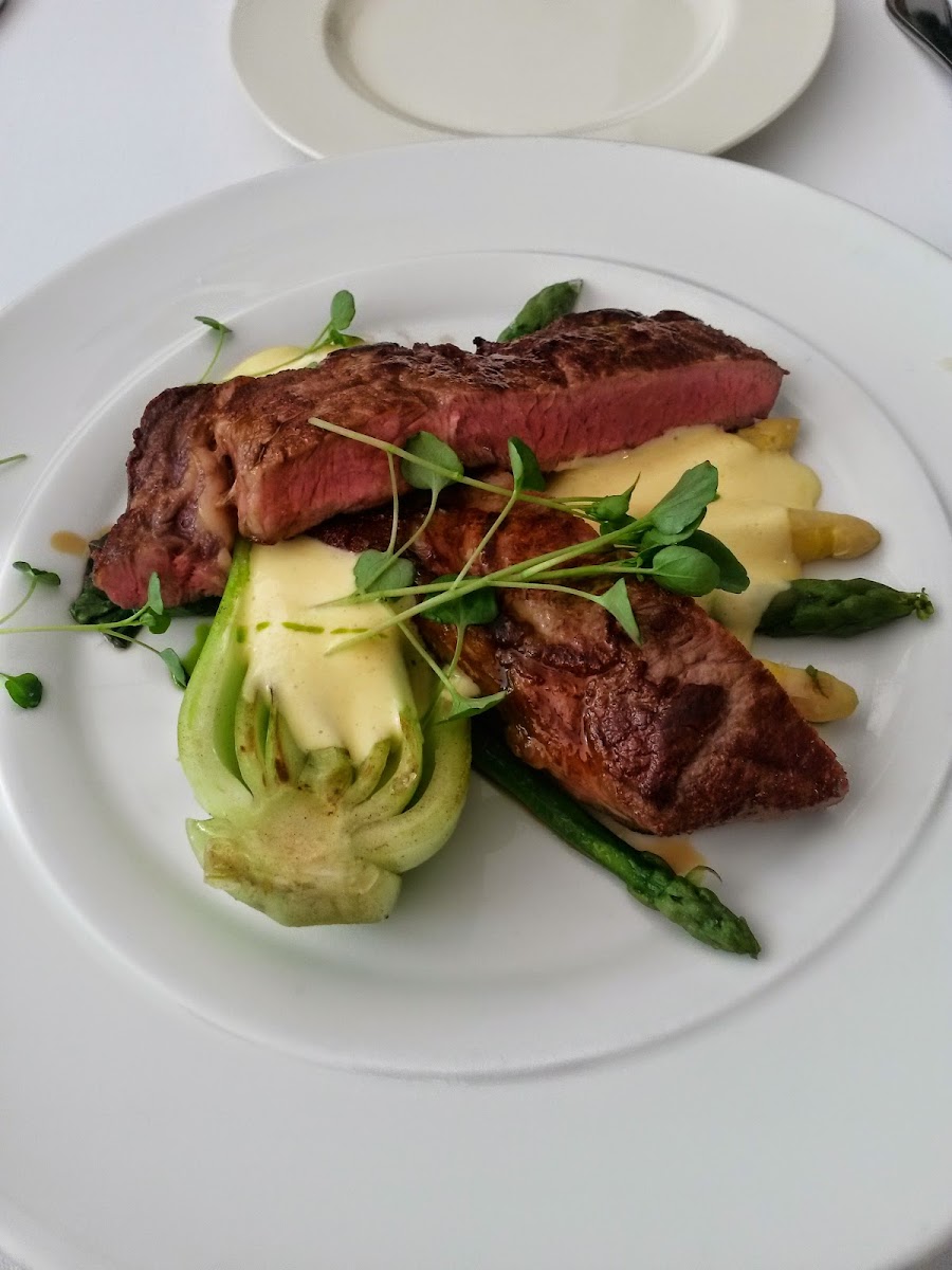 Pierrot Cafe & Restaurant - Photo 9