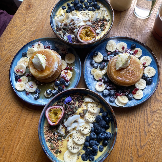 Pancakes Yogurt