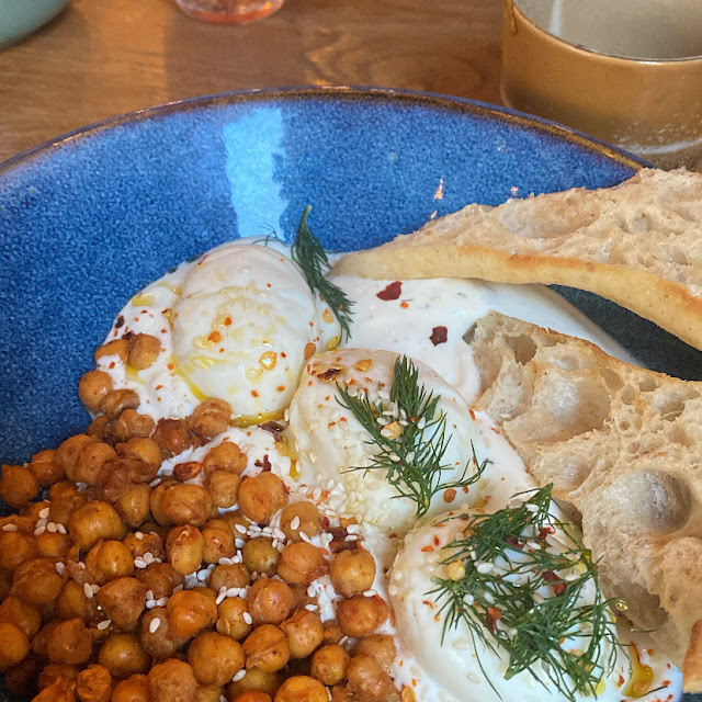 Çılbır Turkish Eggs