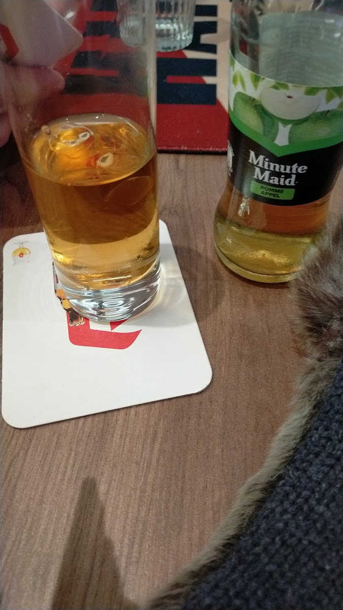 Cafe Canada - Photo 4